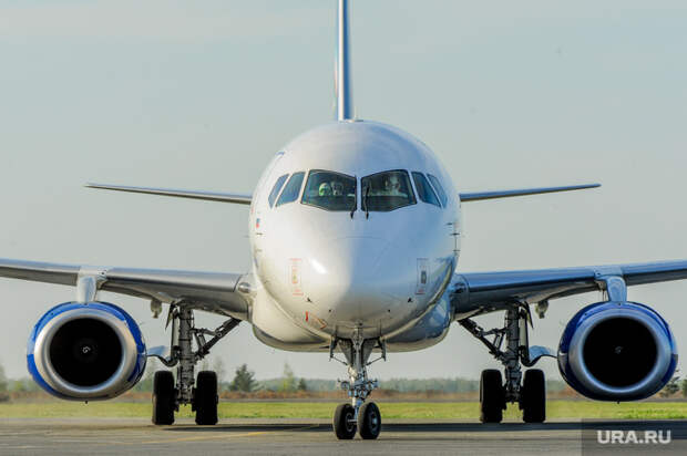 В Кольцово почти на 10 часов задержан рейс в Турцию