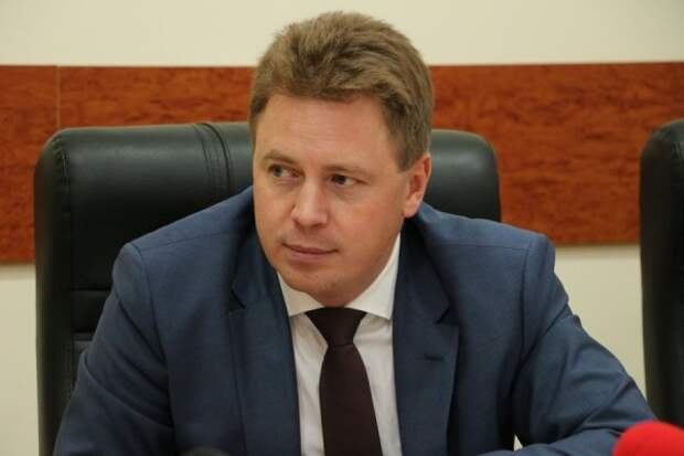 Глава Севастополя пообещал устранить очереди в детсады за три года