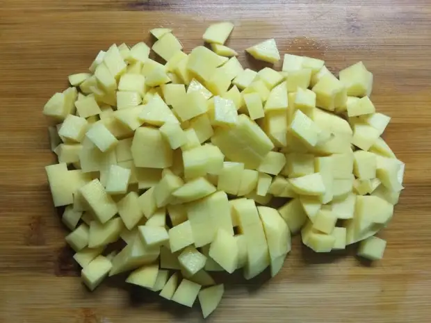 Овощной суп с зеленым горошком и стручковой фасолью