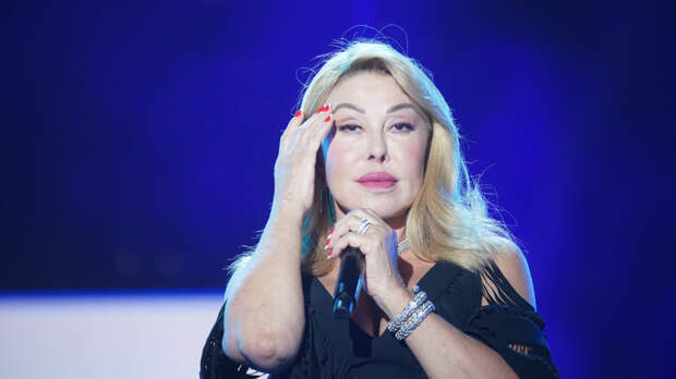 «Не пускают мою собачку»: Успенская об отказе выступать в Кремле