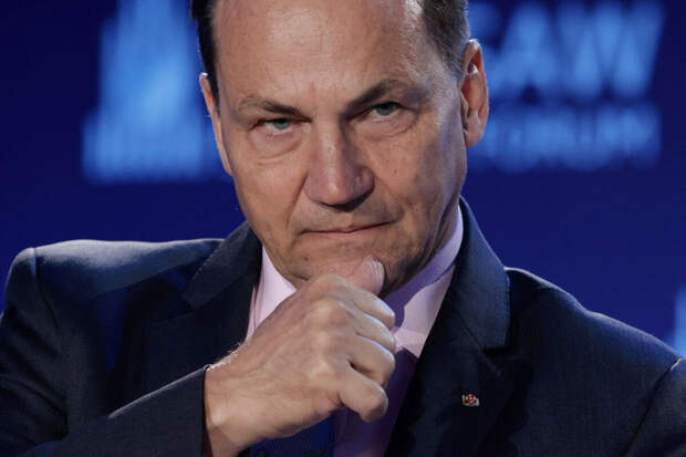 Глава МИД Сикорский призвал готовиться к войне, которую видели деды и прадеды