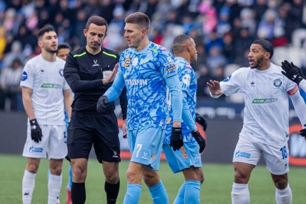 «Позор футбола»: Гурцкая о пенальти на 90+4-й минуте в матче «Оренбург» — «Зенит»