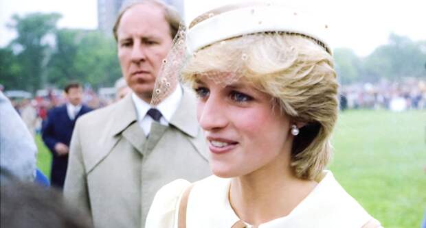 5tv: принцесса Диана была на похоронах Грейс Келли за 15 лет до своей гибели