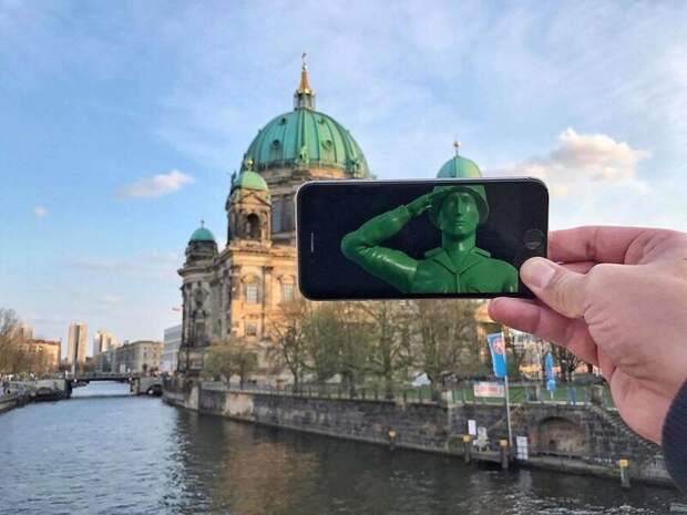 Необычное в обычном: 30 забавных фотоколлажей, сделанных с помощью смартфона