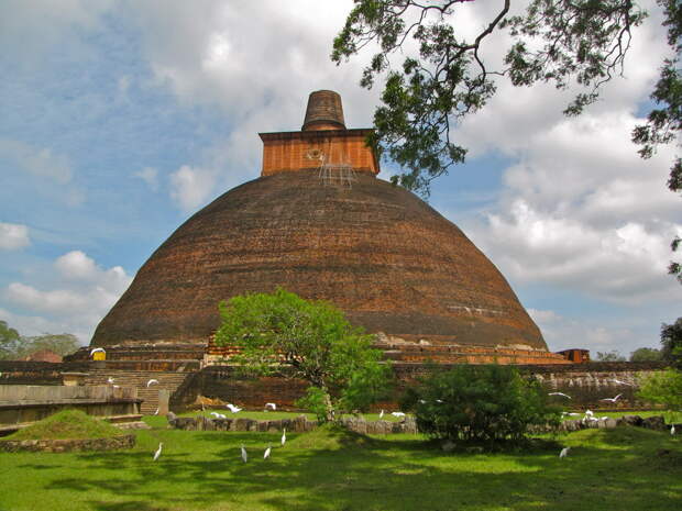 Джетаванарама Дагоба (Jetavanarama Dagoba). 10 малоизвестных строений мира