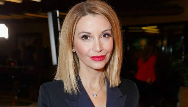 «Он уже работает, а не я его пристроила!»: почему 46-летняя Ольга Орлова из «Блестящих» оправдывается за 24-летнего сына?