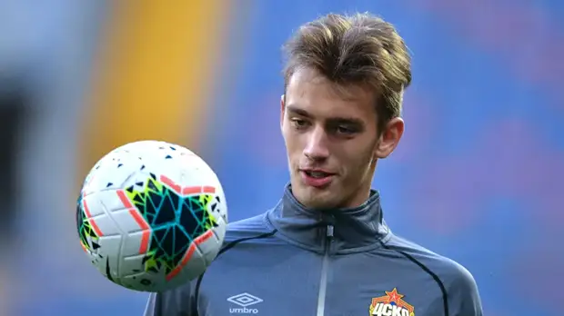 Гончаренко подтвердил, что футболист ЦСКА Карпов получил перелом носа со смещением