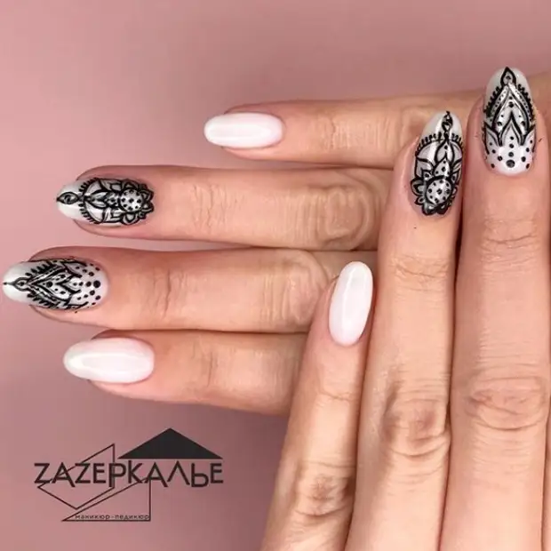 Нюдовый маникюр с узорами: 50+ идей, которые пользуются популярностью у женщин