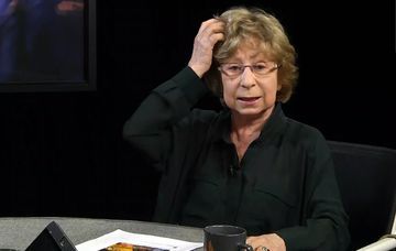 Ахеджакова назвала Серебрякова, сбежавшего от русского хамства, «неравнодушным и тонким человеком»