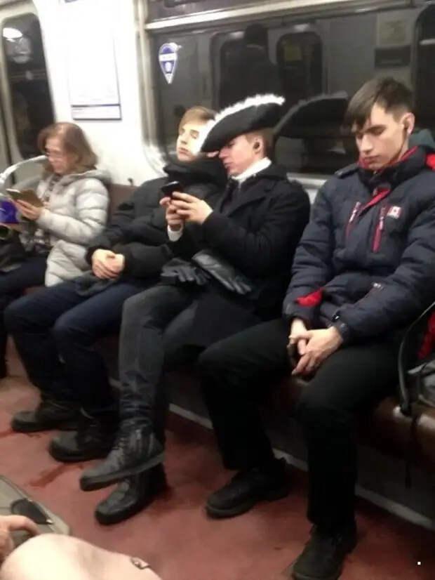 Странные и необычные пассажиры в метро