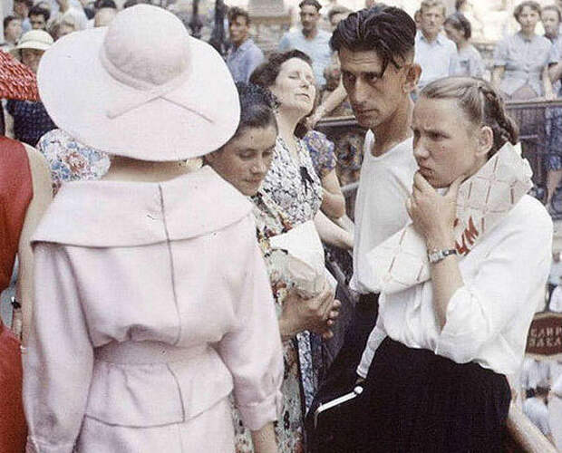 Модели диор в москве 1959 фото