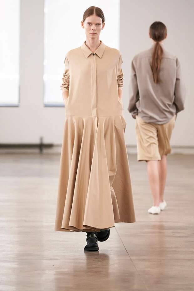 Правильные рубашки и юбки из необычного кружева: The Row RTW Spring 2020 (фото 10.1) The Row (фото 5.1)