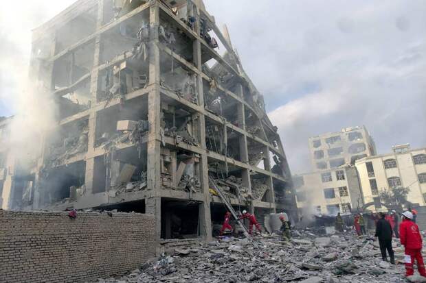 Песков: ситуация на Ближнем Востоке пока развивается по худшему сценарию