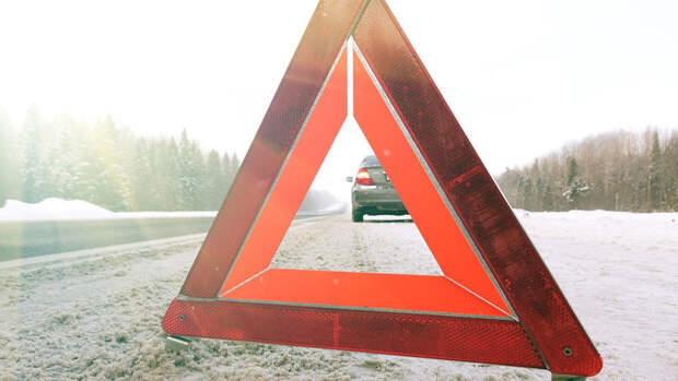 "74.ru": в Челябинске водитель Peugeot сбил коляску с двумя детьми