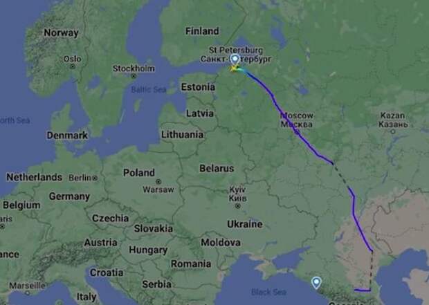 Рейс из Петербурга в Сочи совершил вынужденную посадку в Минеральных Водах