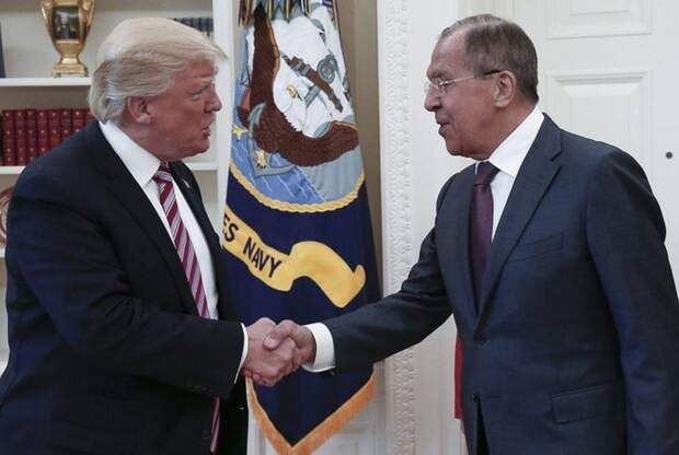 Трамп уверял Лаврова, что ему безразлично «вмешательство России в выборы» Трамп уверял Лаврова, что ему безразлично «вмешательство России в выборы»