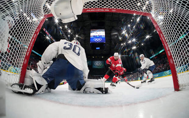 Швейцарцы переиграли французов в матче мужского хоккейного турнира Олимпиады