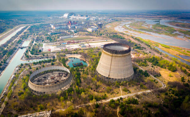Почему Хиросима и Нагасаки сегодня густо населены, а в Чернобыле почти никто не живёт?