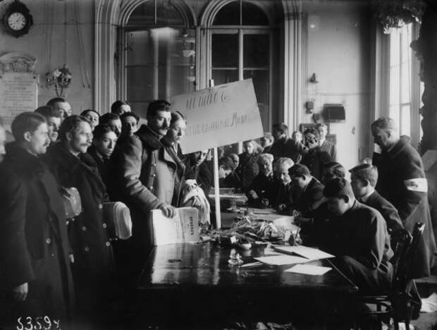 Навстречу Февралю! Фотохроника событий февраля-марта 1917 года.
