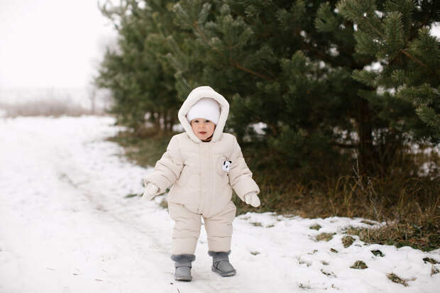 Врач Хатшуков: в незаведенной машине ребенок может переохладиться за полчаса-час