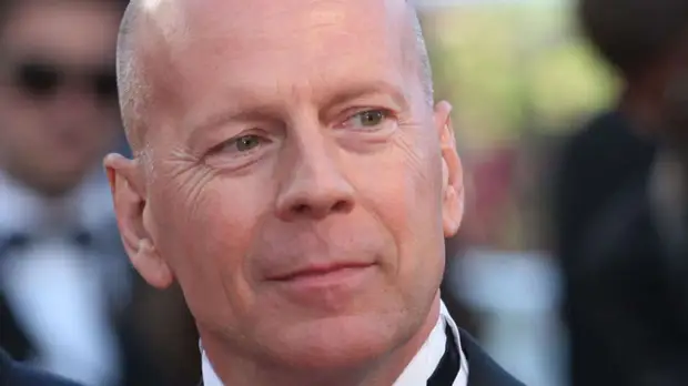 Режиссер Эскандари подтвердил слухи о деменции Брюса Уиллиса