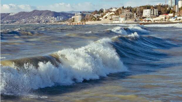 Турист устроил стрельбу на пляже
