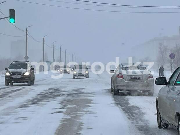 Из-за метели закрыли трассу ЗКО