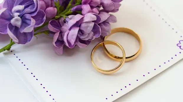 Почти тысяча пар приурочили свадьбу в Москве к 8 Марта