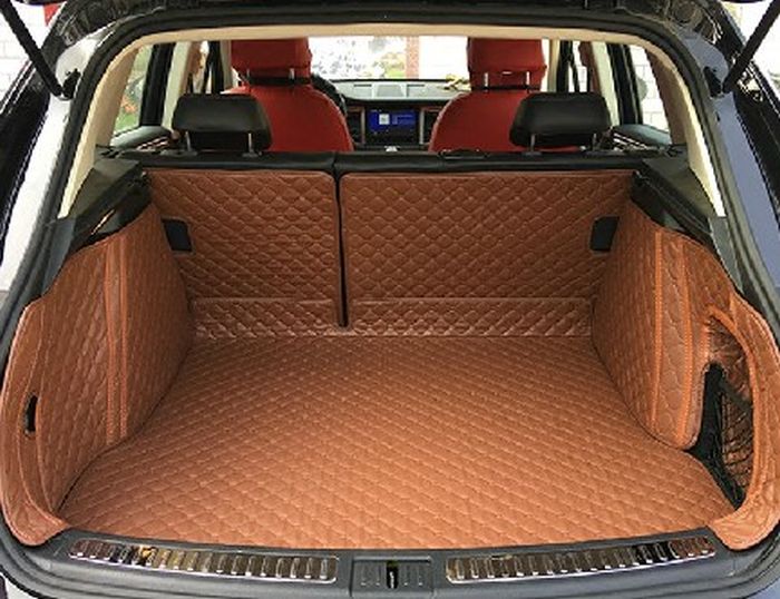 Зачем платить больше: Porsche Macan на базе китайского кроссовера (17 фото)