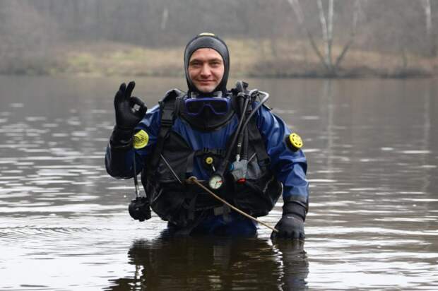 Водолазы Московской поисково-спасательной службы отметили свой профессиональный праздник
