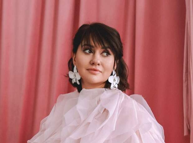 Певица Анна Руднева призналась, что скоро станет многодетной матерью