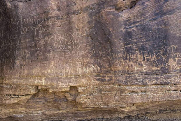 В Египте найдены уникальные наскальные рисунки возрастом 10 тыс. лет