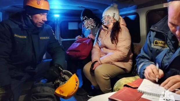 Супружескую пару спасли в горах под Судаком