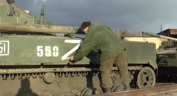 Значение знаков Z и V на российской технике: Объяснения простое, распространенное и мистическое