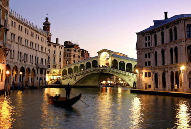 https://stogorodov.ru/images/cities/europe/venecia/veneciya-most-rialto.jpg