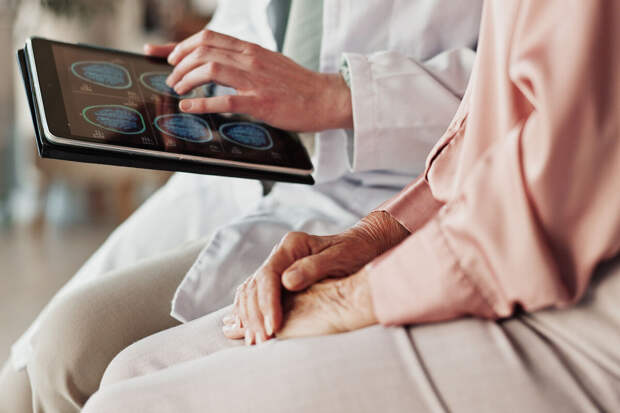 NatCom: соединение G2 защищает нейроны от гибели при лобно-височной деменции