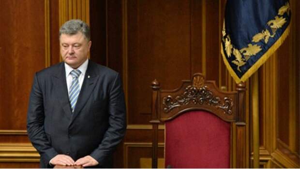 В соцсетях высмеяли Порошенко за то, что он не поедет на инаугурацию Трампа В соцсетях высмеяли Порошенко за то, что он не поедет на инаугурацию Трампа