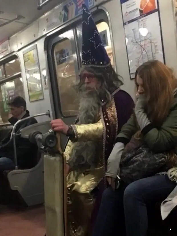 Странные и необычные пассажиры в метро