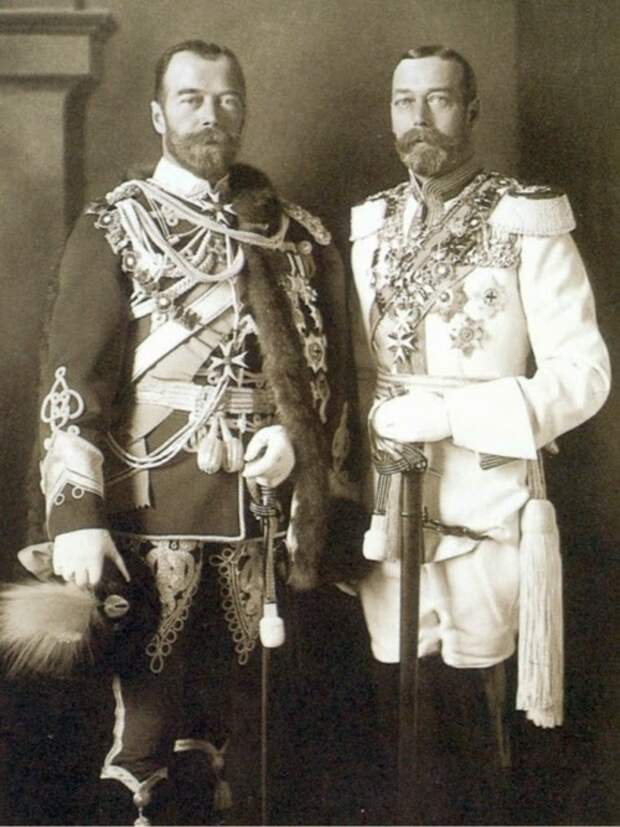Король Великобритании Георг V вместе с российским императором Николаем II.