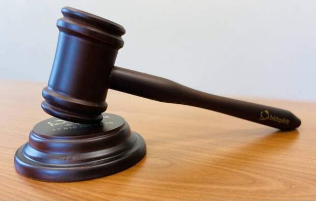 Очки Джона Леннона примут участие в торгах Великобритании