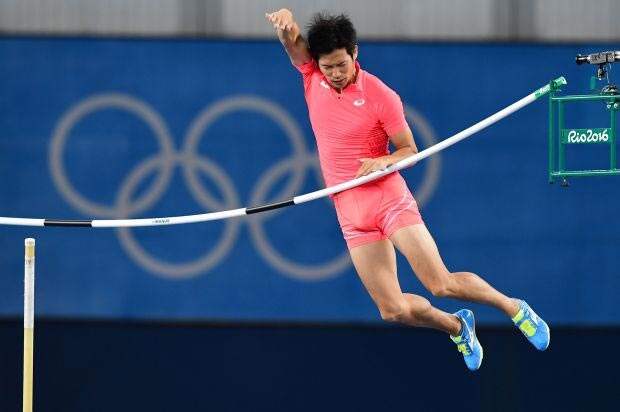 Хироки Огита,Hiroki Ogita, пенис помешал олимпийскому прыгуну