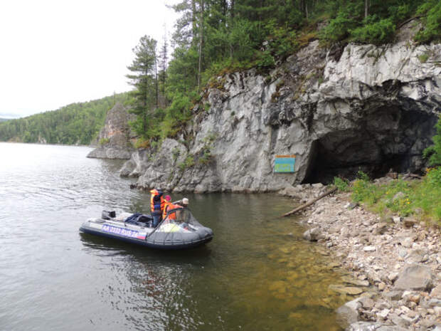 Бирюса Красноярское море царские ворота