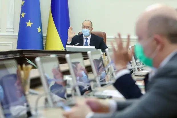 «Оправдаться за провалы»: зачем Киев принял стратегию энергетической безопасности