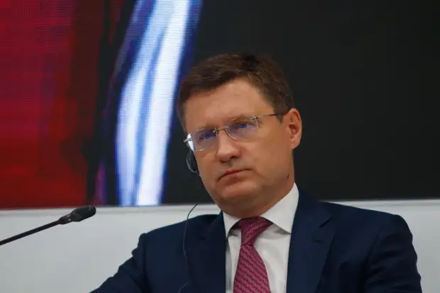 Запад упорно вредит сам себе: Новак предупредил о коллапсе на рынке