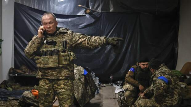 Украина закрыла иностранным гражданам выезд. Они нужны фронту