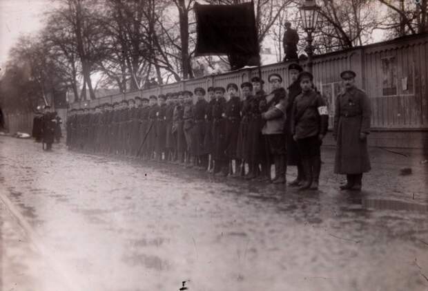Навстречу Февралю! Фотохроника событий февраля-марта 1917 года.