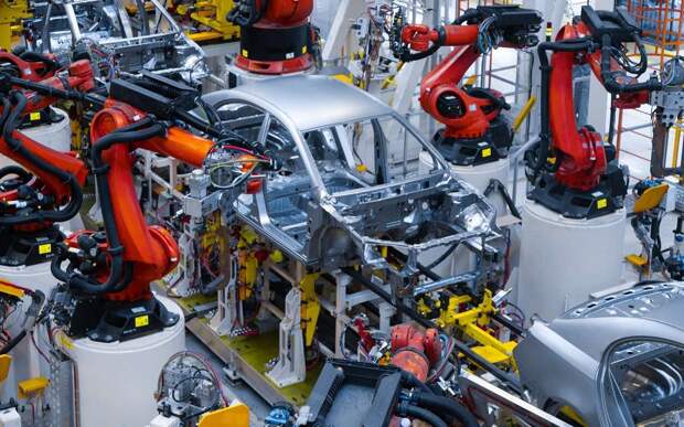 На бывшем заводе Mercedes начнут производить машины под новым брендом