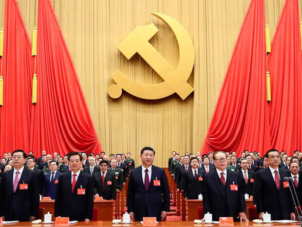 ХIХ съезд внес в устав КПК "Мысли Си Дзиньпина о социализме китайского образца в новой эре". Успеет ли их изучить Байден?