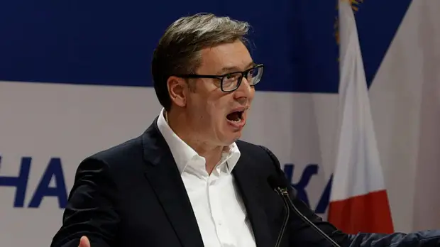 Вучич назвал любые санкции бессмысленными и аморальными