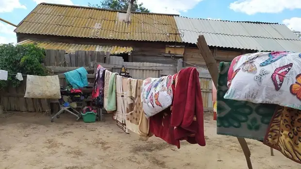 Все покинувшие Чемодановку после массовой драки цыгане вернулись домой